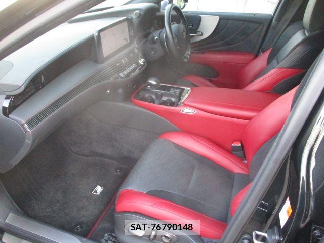 Lexus LS 2023-07 7059264-14