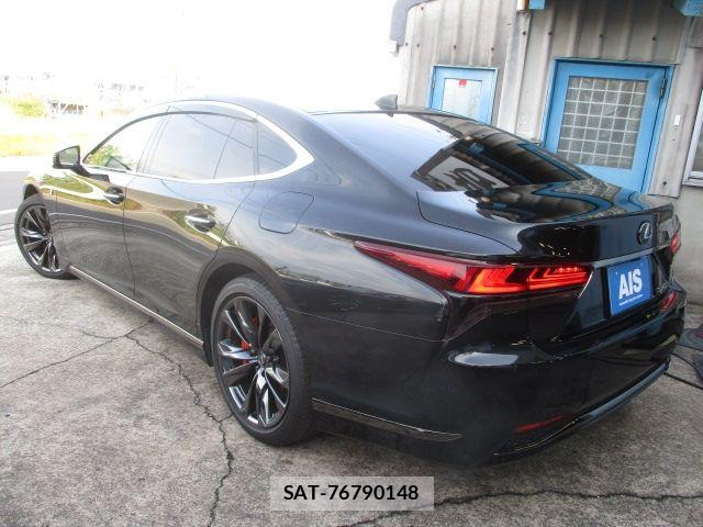 Lexus LS 2023-07 7059264-2