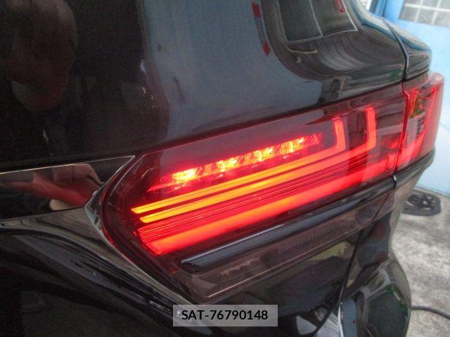 Lexus LS 2023-07 7059264-3