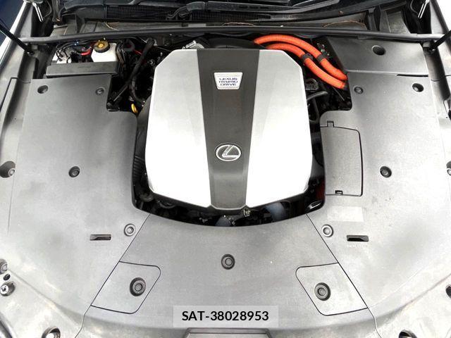 Lexus LS 2019-07 7220982-17