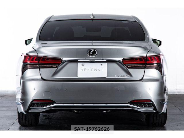 Lexus LS 2025-03 7220988-10