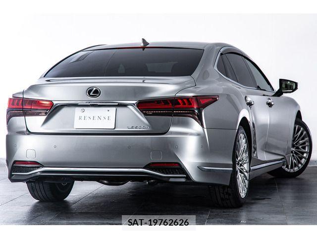 Lexus LS 2025-03 7220988-11