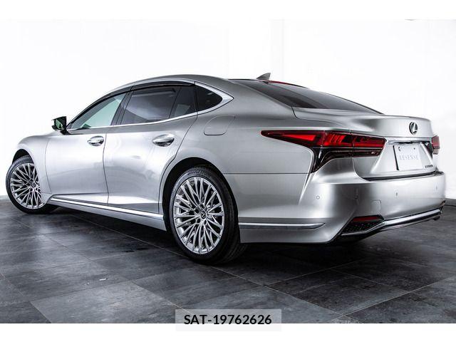 Lexus LS 2025-03 7220988-8