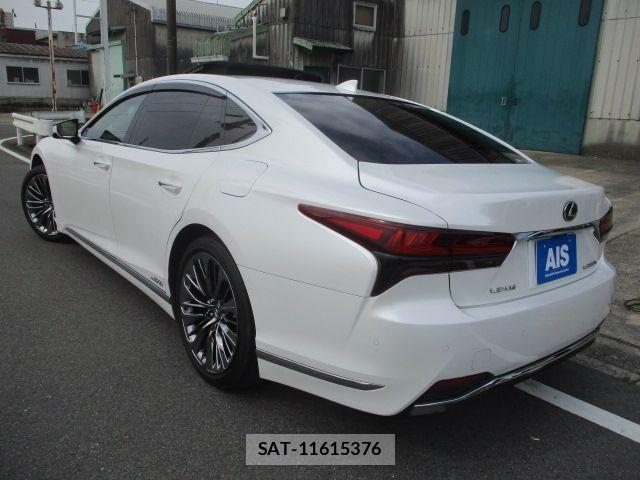 Lexus LS 2021-03 7220983-2