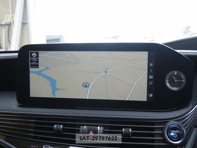 Lexus LS 2021-03 7220985-16