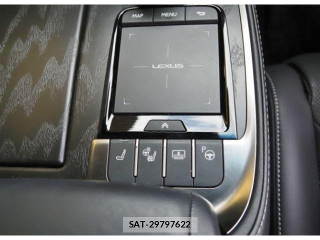 Lexus LS 2021-03 7220985-27