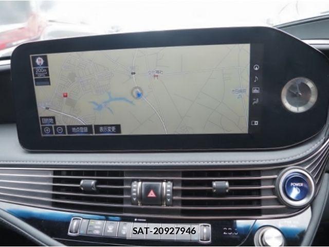 Lexus LS 2021-06 7220986-20