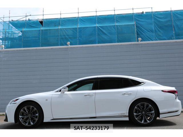 Lexus LS 2018-04 7220987-13
