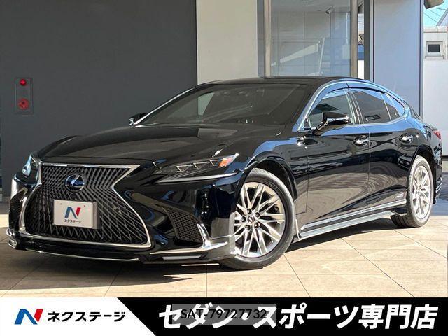 Lexus LS 2019-02 7272228-0