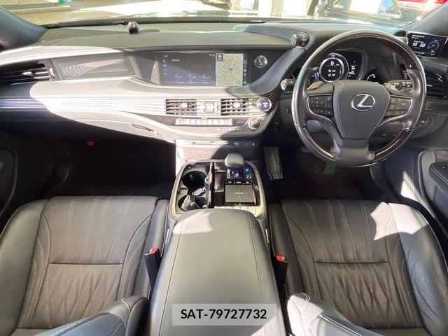 Lexus LS 2019-02 7272228-1