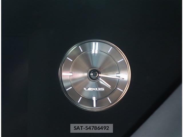 Lexus LS 2017-10 7328040-26