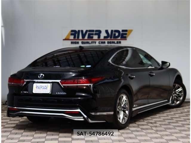 Lexus LS 2017-10 7328040-2