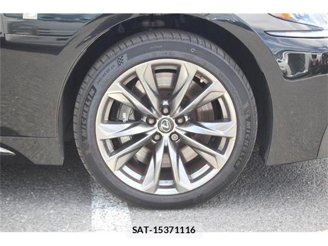 Lexus LS 2017-11 7328045-11