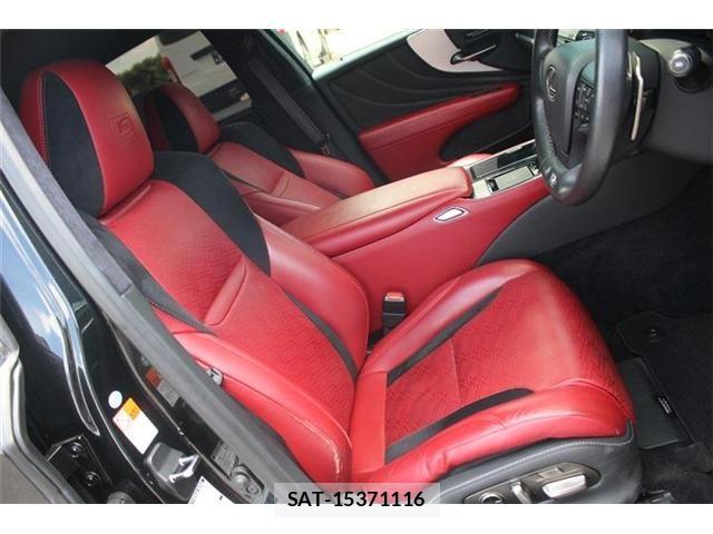 Lexus LS 2017-11 7328045-17