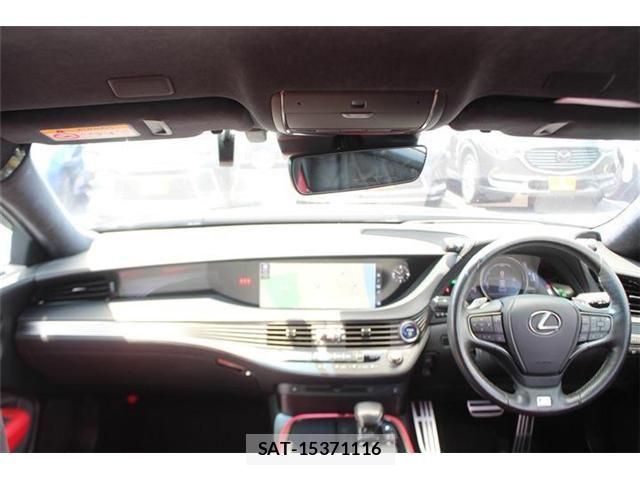 Lexus LS 2017-11 7328045-19
