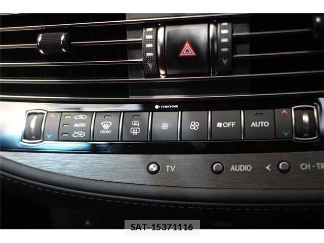 Lexus LS 2017-11 7328045-24