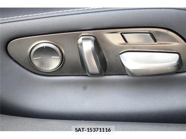 Lexus LS 2017-11 7328045-29