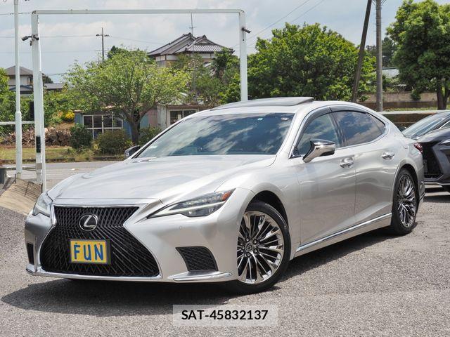 Lexus LS 2023-05 7328039-0