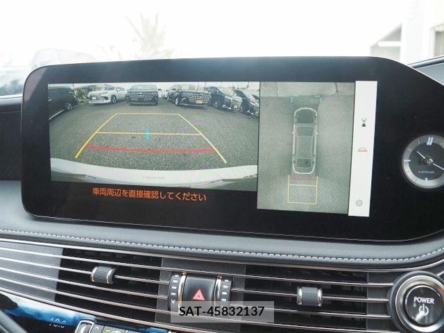 Lexus LS 2023-05 7328039-19