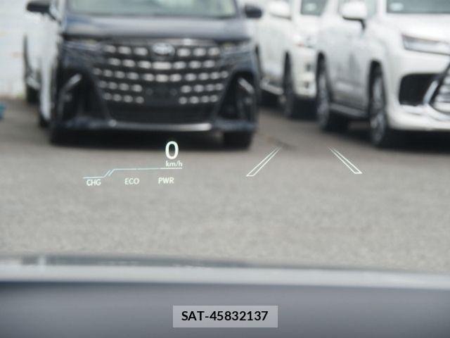 Lexus LS 2023-05 7328039-21