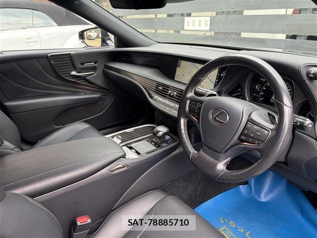 Lexus LS 2018-01 7358503-12