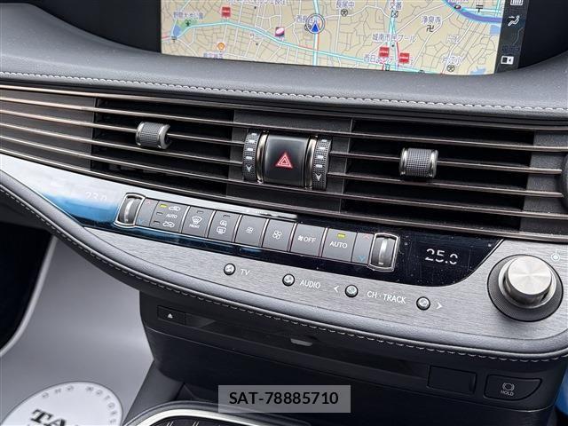 Lexus LS 2018-01 7358503-22