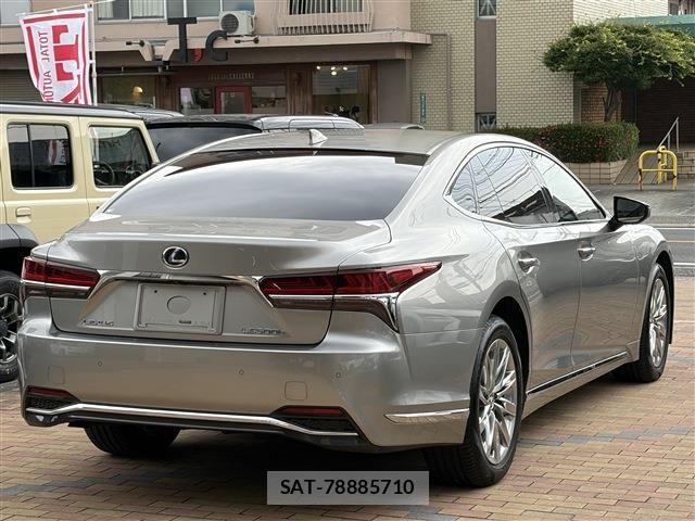 Lexus LS 2018-01 7358503-3