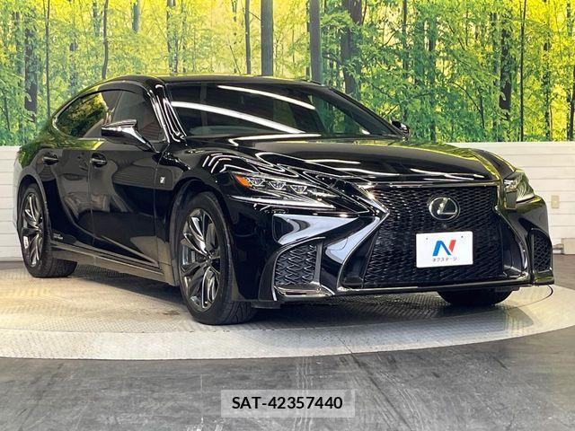 Lexus LS 2017-10 7392676-15