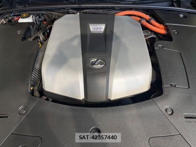 Lexus LS 2017-10 7392676-17