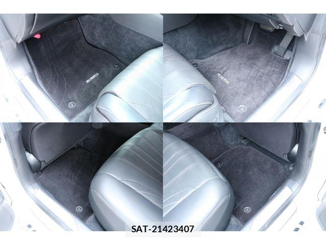 Lexus LS 2018-12 7455412-22