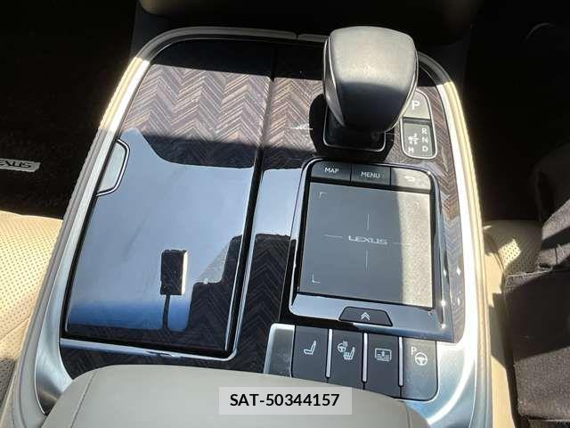Lexus LS 2020-12 7455411-17