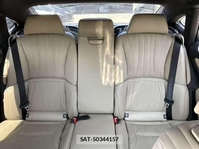 Lexus LS 2020-12 7455411-23