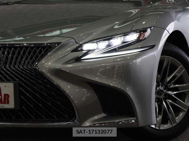 Lexus LS 2018-04 7455410-14