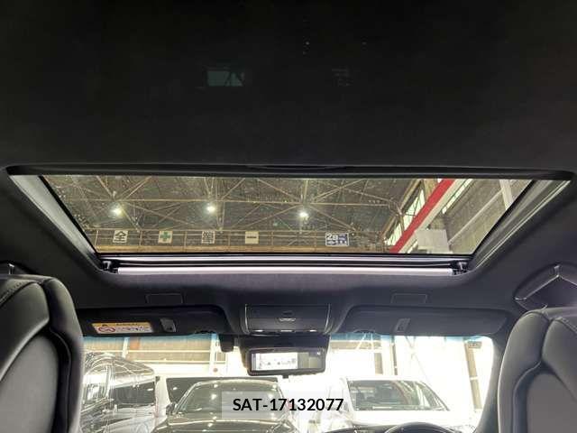 Lexus LS 2018-04 7455410-6
