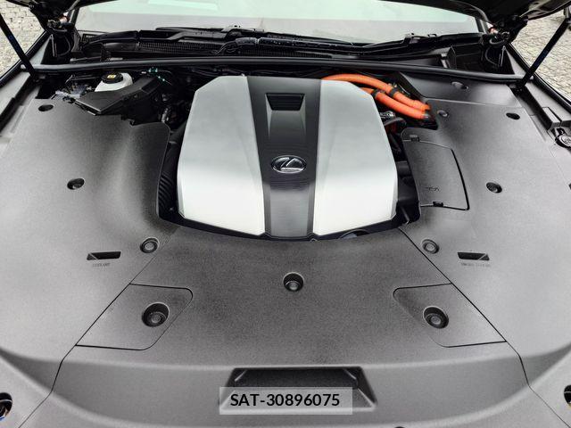 Lexus LS 2023-02 7501276-27