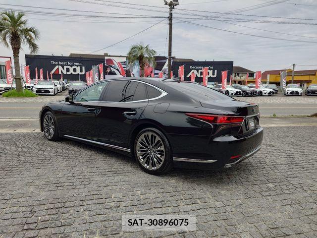 Lexus LS 2023-02 7501276-3