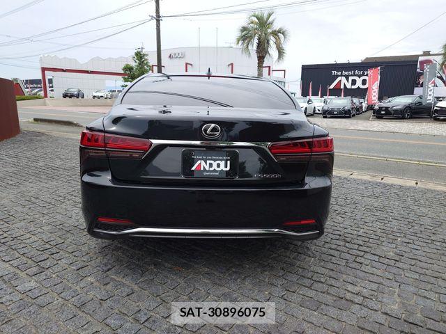 Lexus LS 2023-02 7501276-6