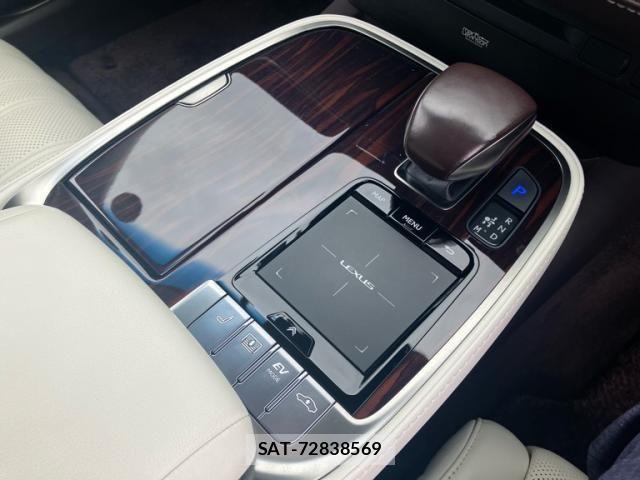Lexus LS 2017-12 7501277-17