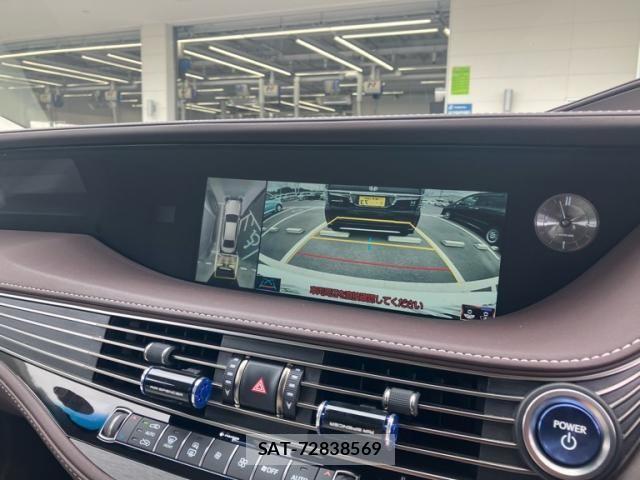 Lexus LS 2017-12 7501277-20