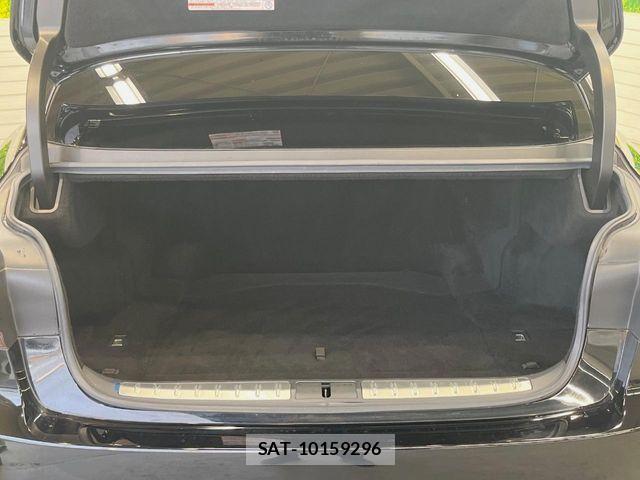 Lexus LS 2017-12 7617666-9
