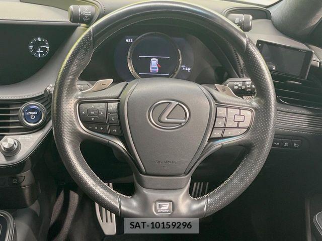 Lexus LS 2017-12 7617666-10