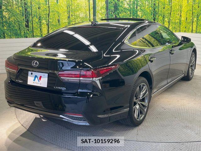 Lexus LS 2017-12 7617666-16