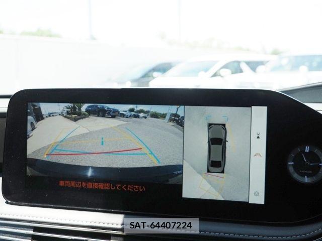 Lexus LS 2023-08 7617665-22