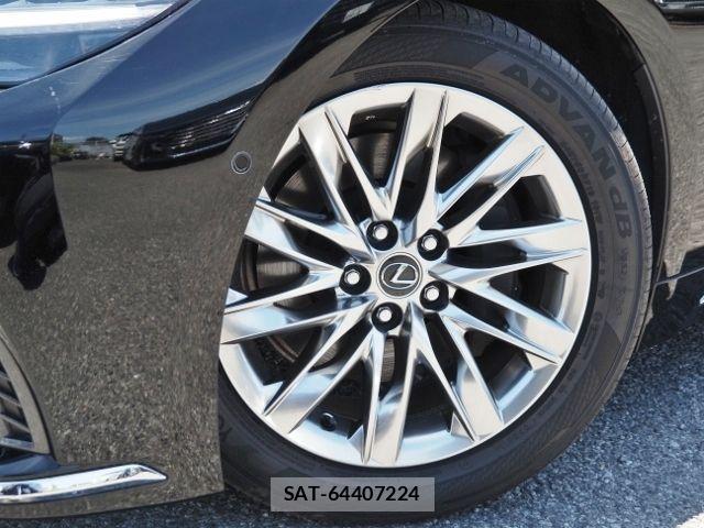 Lexus LS 2023-08 7617665-8