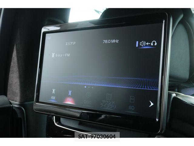 Lexus LS 2019-07 7617663-7