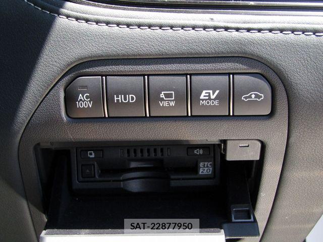 Lexus LS 2022-02 7786515-18