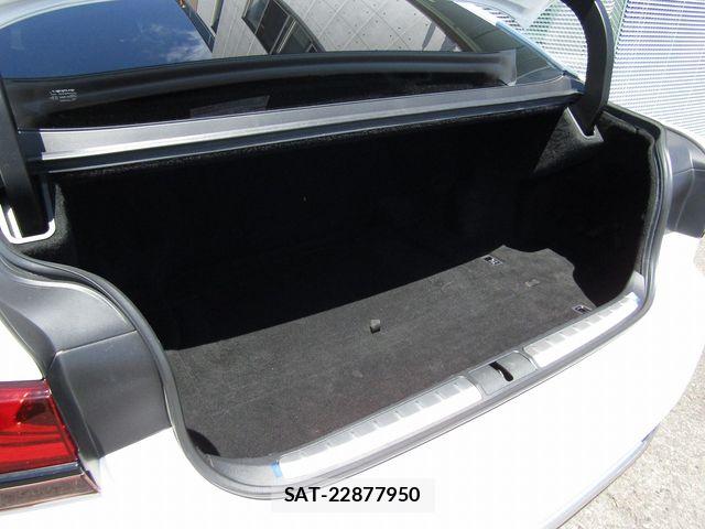 Lexus LS 2022-02 7786515-6