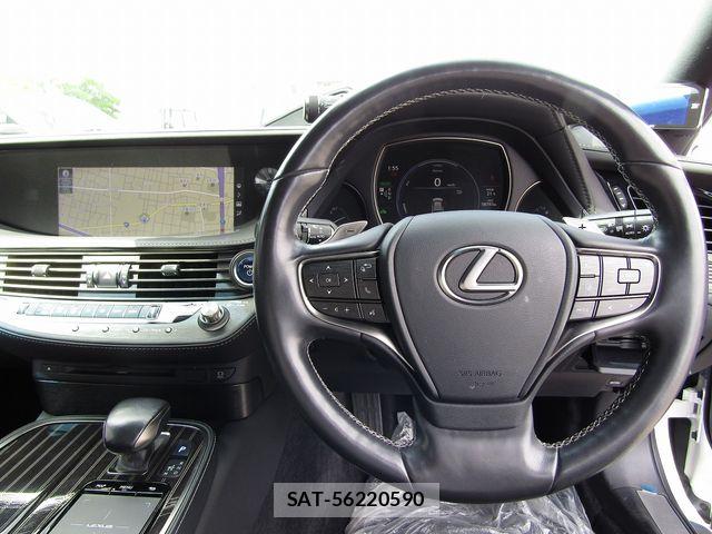 Lexus LS 2017-12 7786512-9