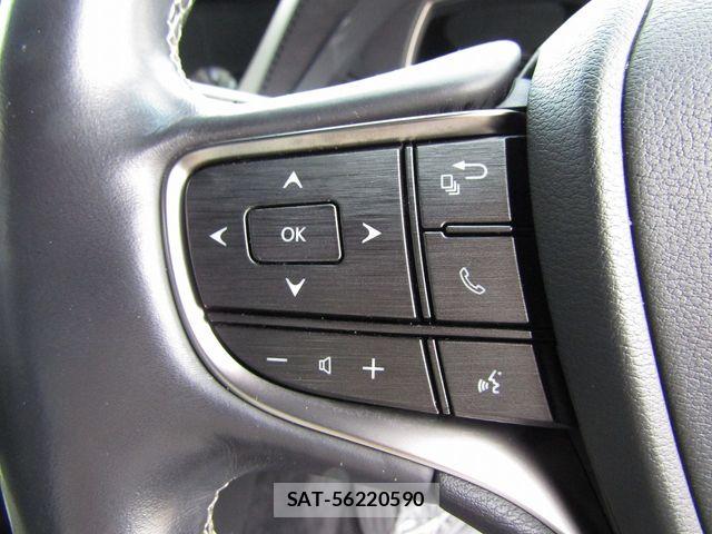 Lexus LS 2017-12 7786512-10