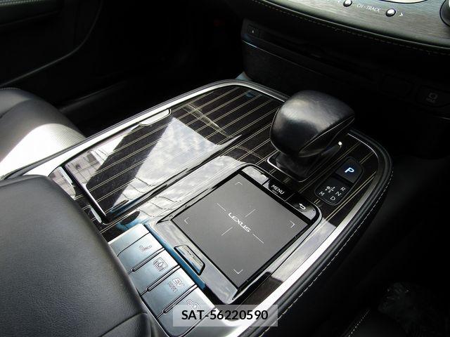 Lexus LS 2017-12 7786512-16